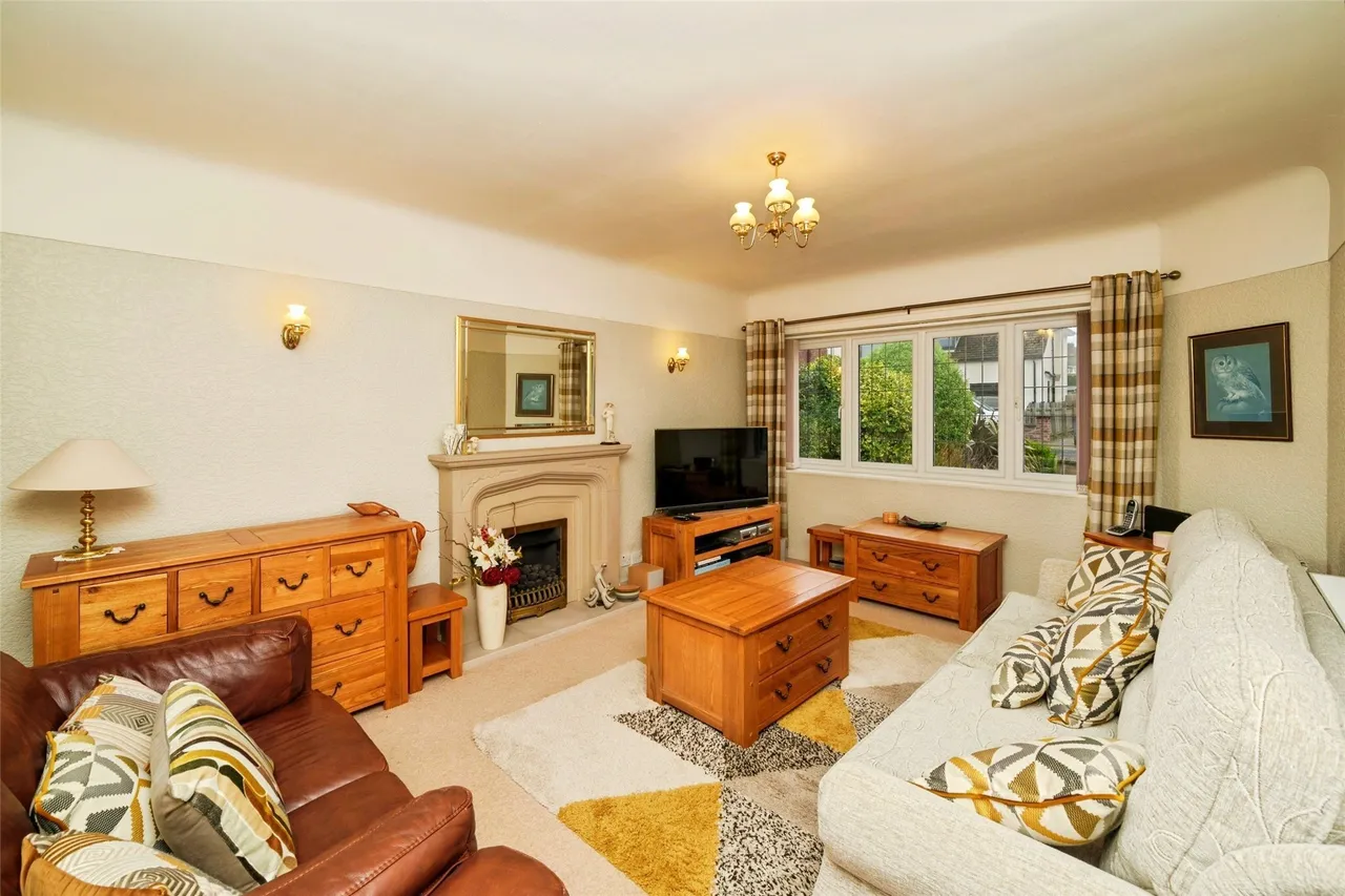 Queensbury, Wirral, CH48, photo 3