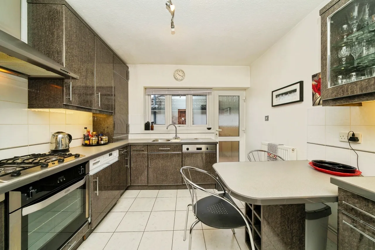 Queensbury, Wirral, CH48, photo 18