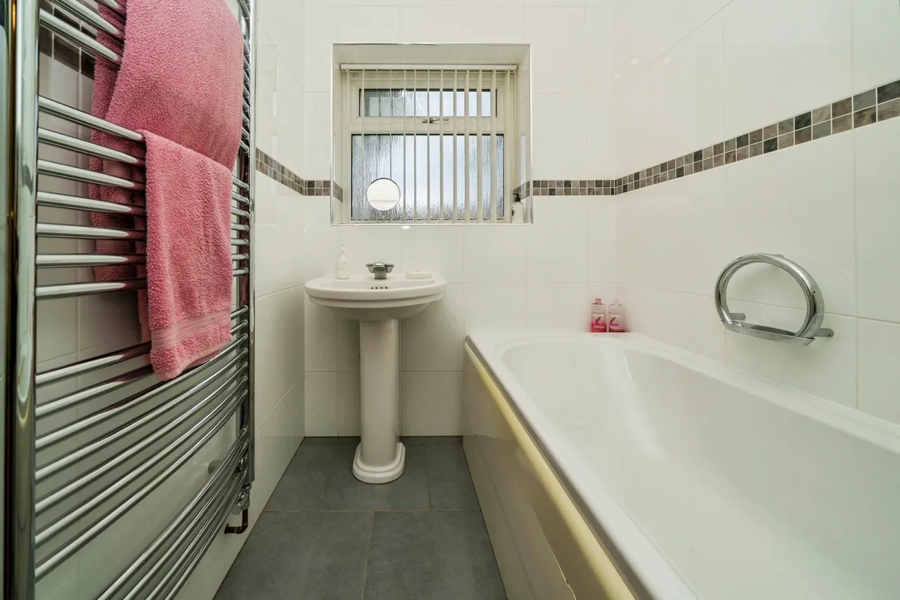 Queensbury, Wirral, CH48, photo 25