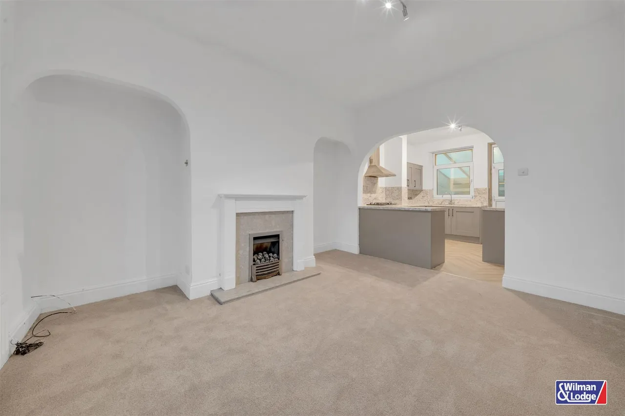 Bridge Road, Sutton-In-Craven, BD20 7ES, photo 5