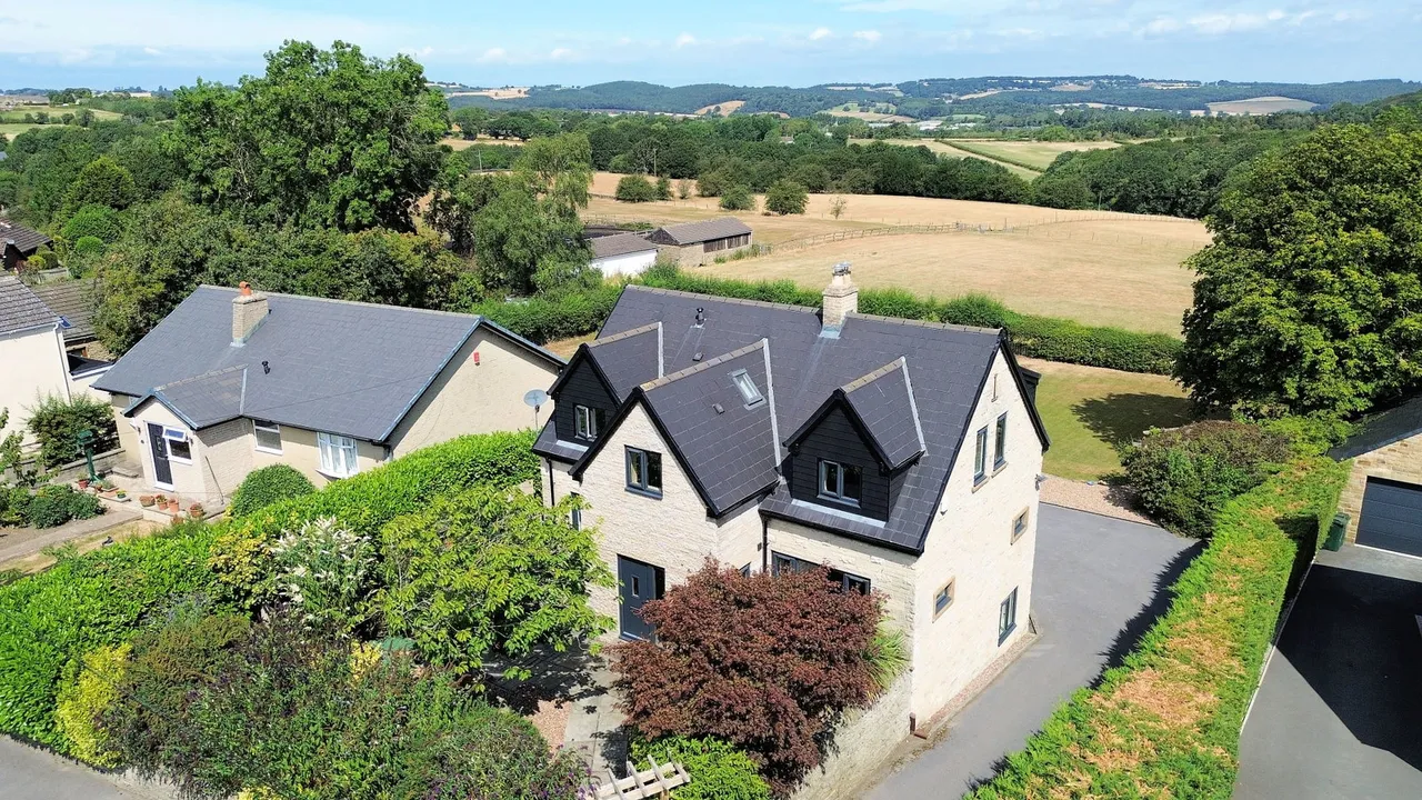 Cooper Lane, Hoylandswaine, S36, photo 17