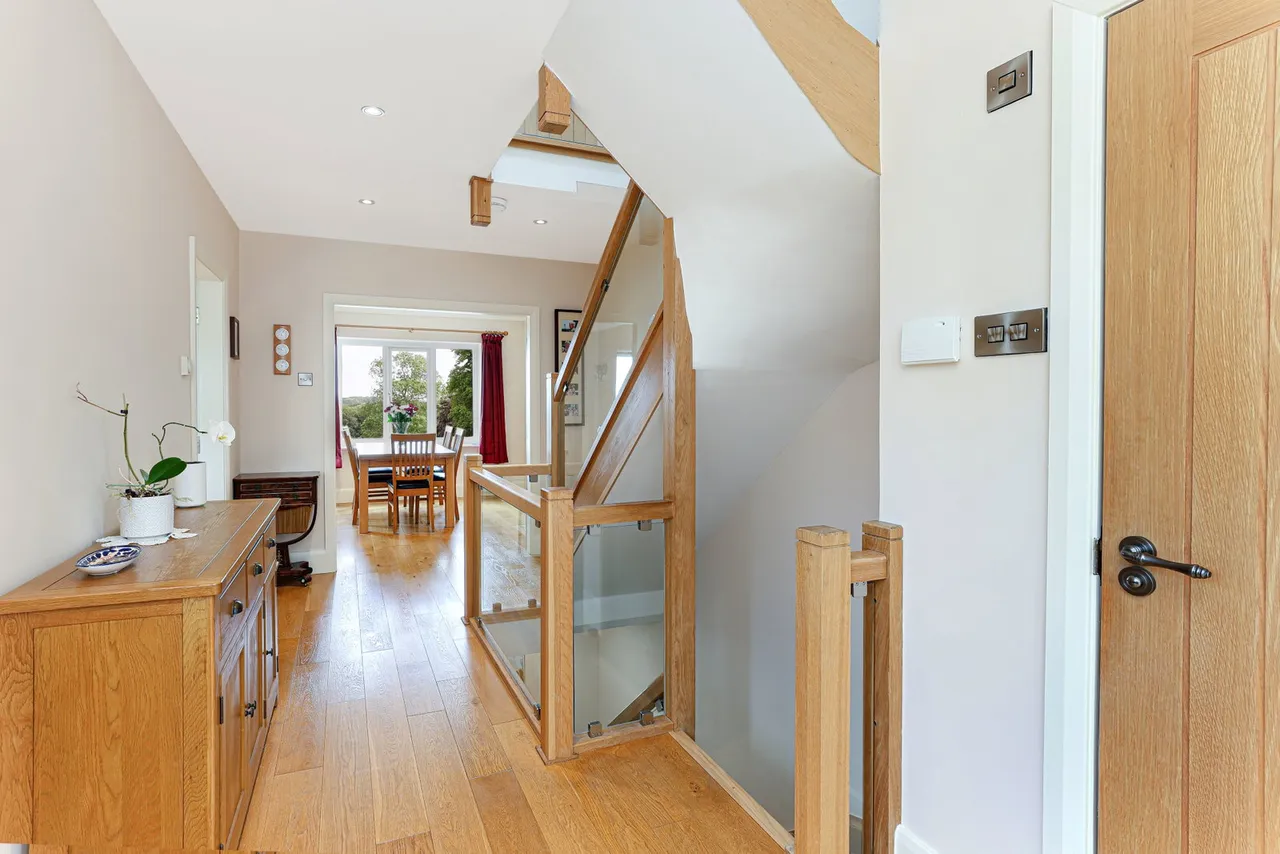 Cooper Lane, Hoylandswaine, S36, photo 5