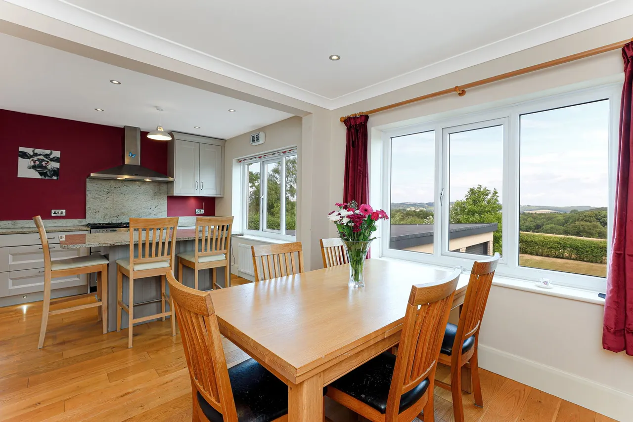 Cooper Lane, Hoylandswaine, S36, photo 13