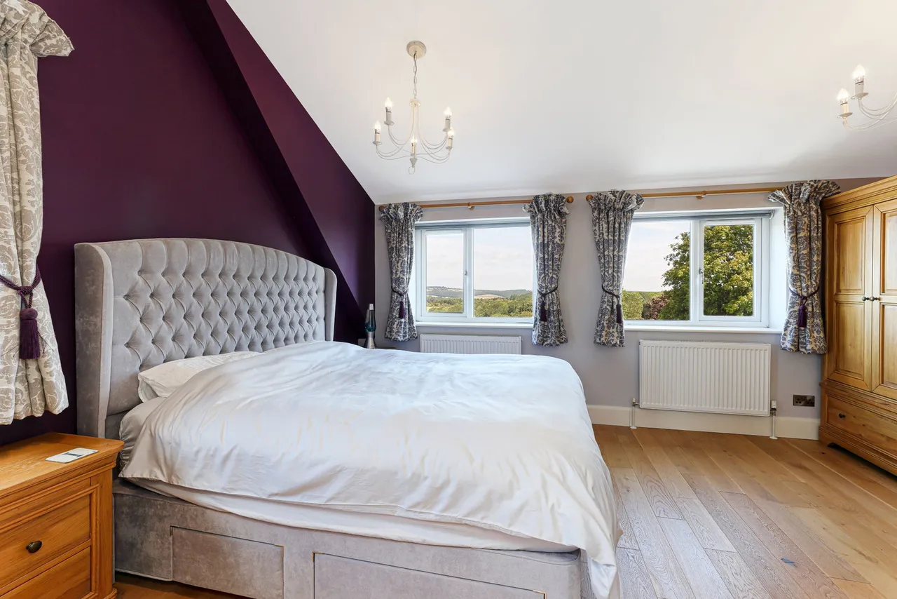 Cooper Lane, Hoylandswaine, S36, photo 44