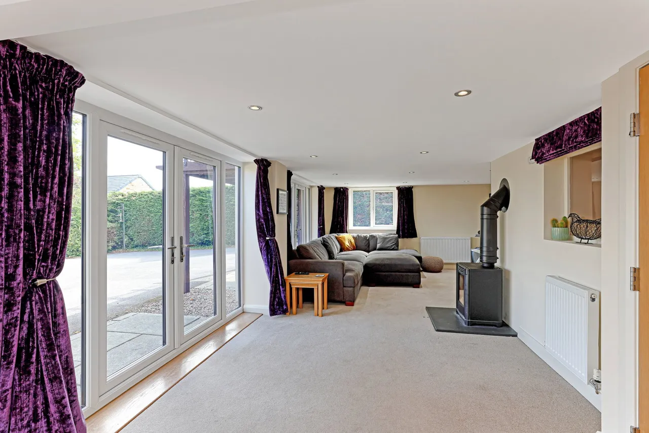 Cooper Lane, Hoylandswaine, S36, photo 32