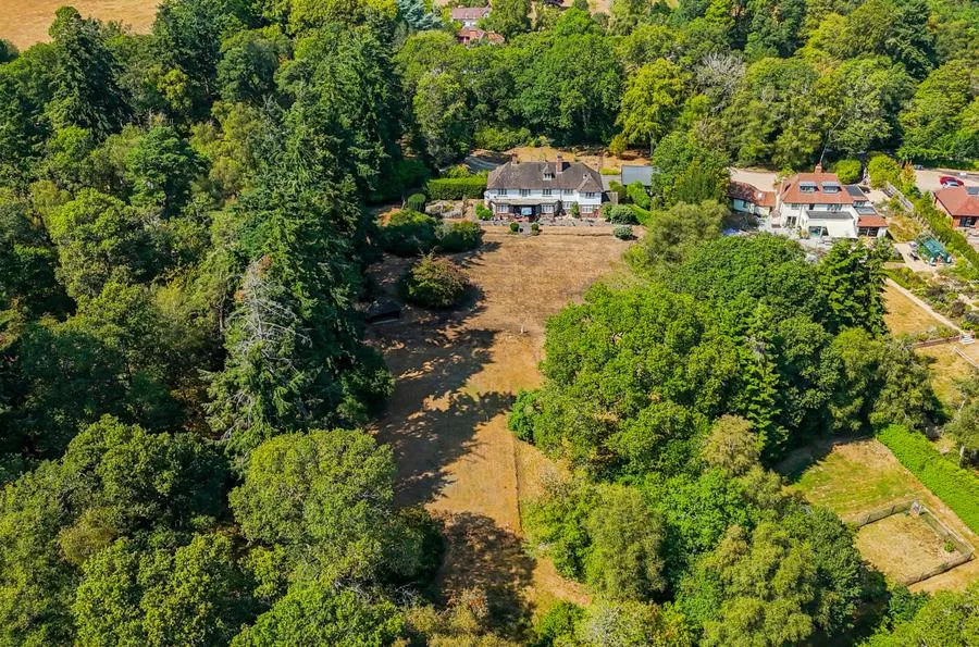 Fleet Hill, Finchampstead, RG40, photo 5