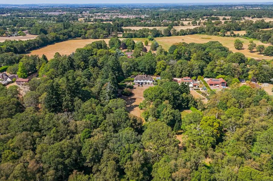 Fleet Hill, Finchampstead, RG40, photo 24