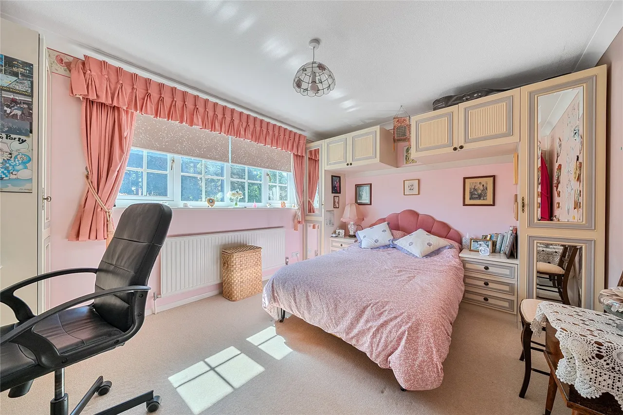 Hillsborough Park, Camberley, GU15, photo 11