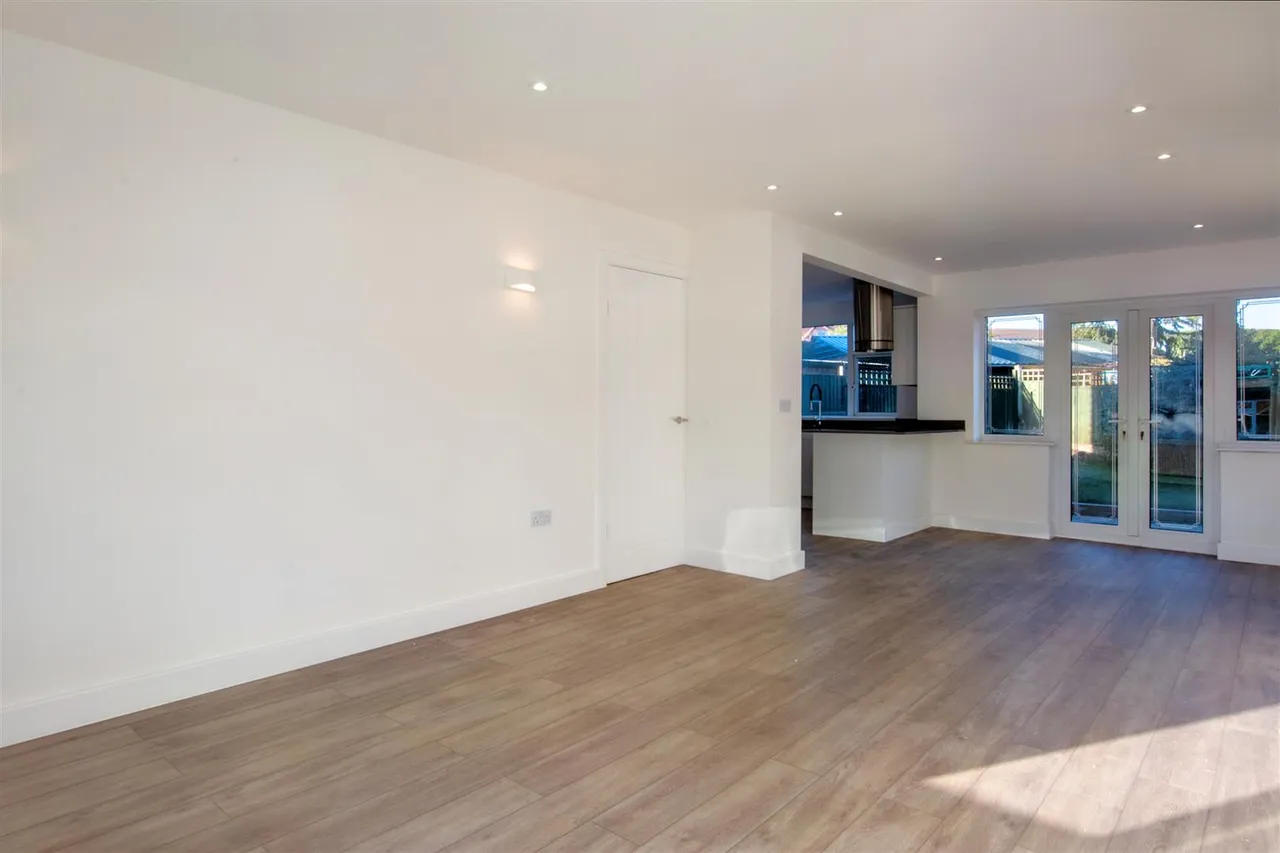 Brampton Drive, Stapleford, NG9, photo 4