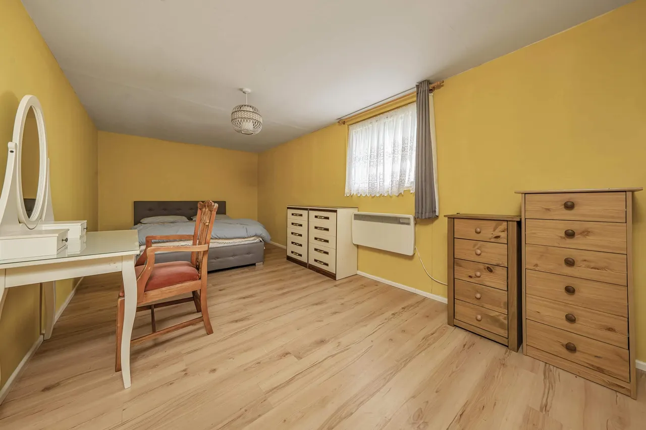 Stanwell Road, Horton Village, SL3 9PE, photo 8