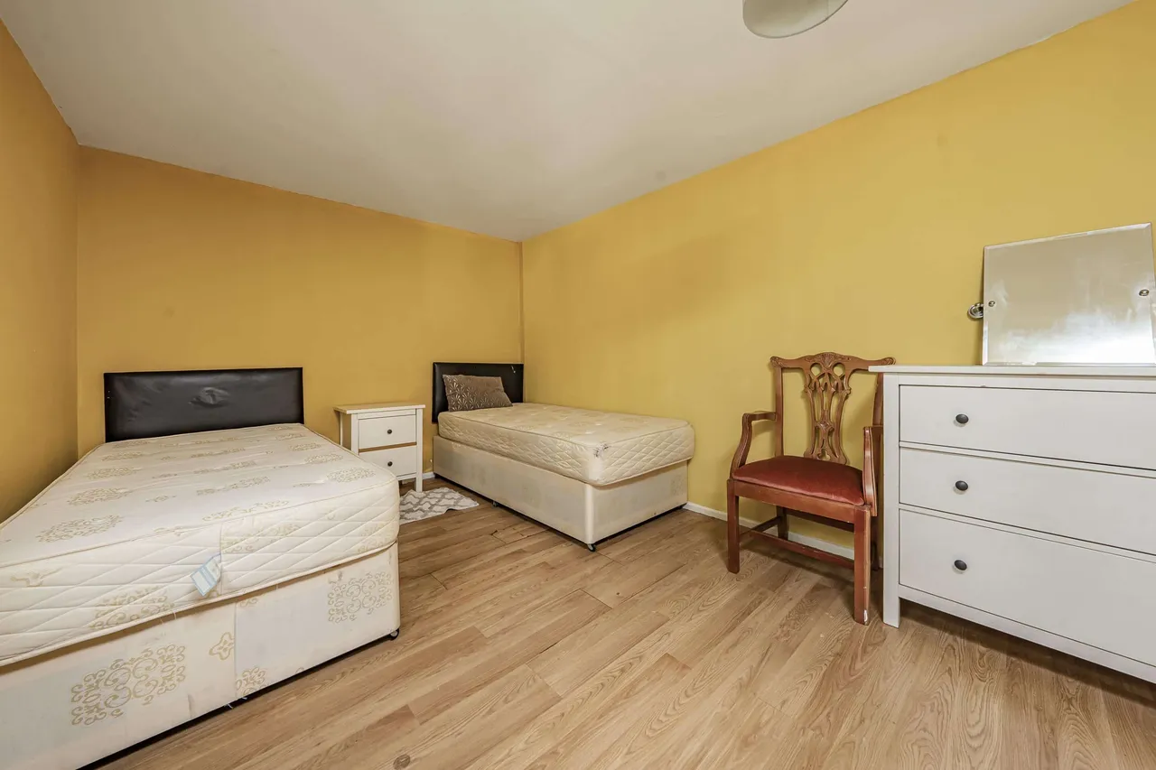 Stanwell Road, Horton Village, SL3 9PE, photo 12