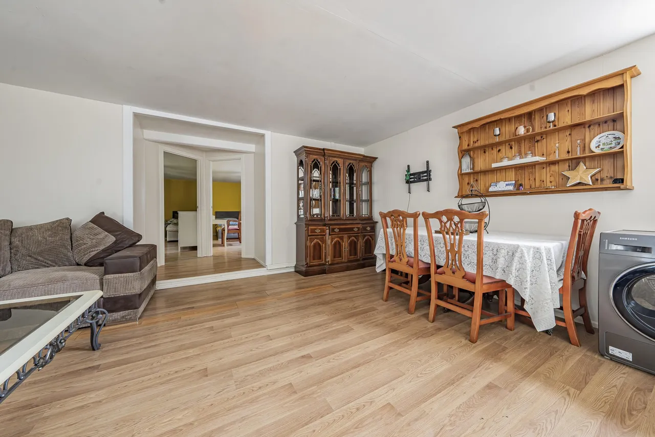 Stanwell Road, Horton Village, SL3 9PE, photo 4