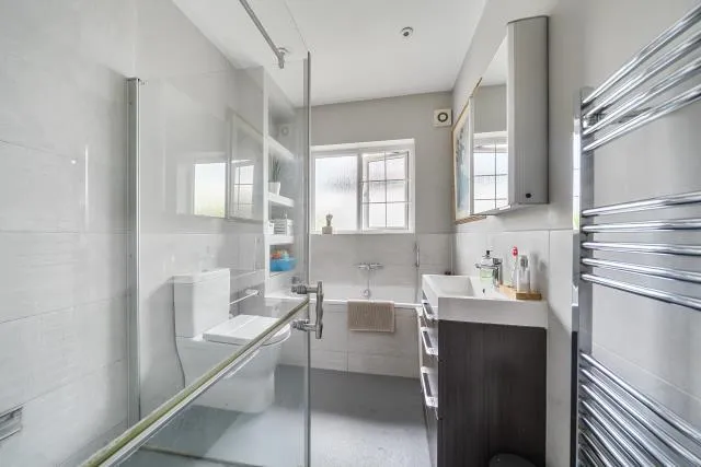 Hendon Lane, London, N3, photo 19