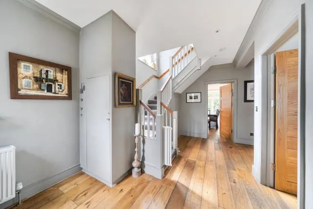 Hendon Lane, London, N3, photo 4