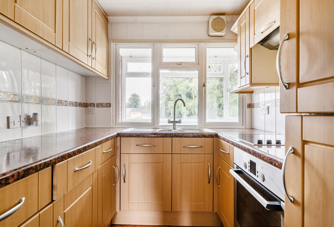 Wellington Place, Bristol, BS16 1PU, photo 2