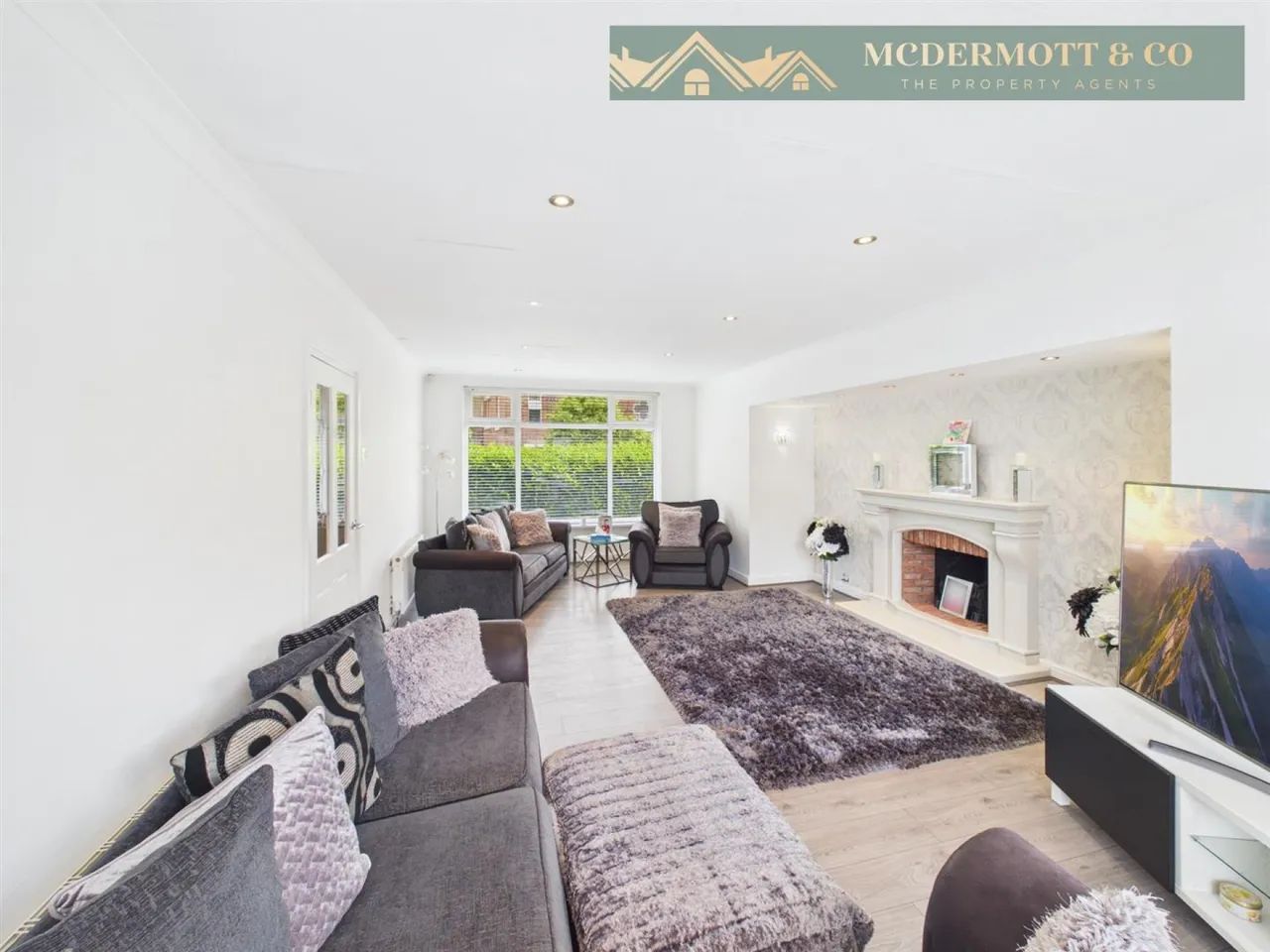 Windsor Road, Clayton Bridge, M40, photo 3