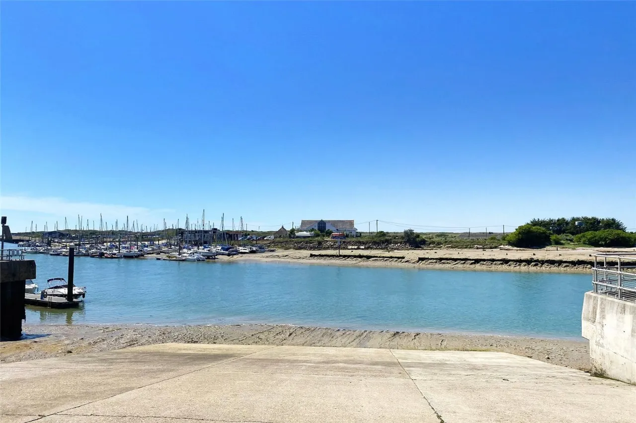 Littlehampton, BN17, photo 21