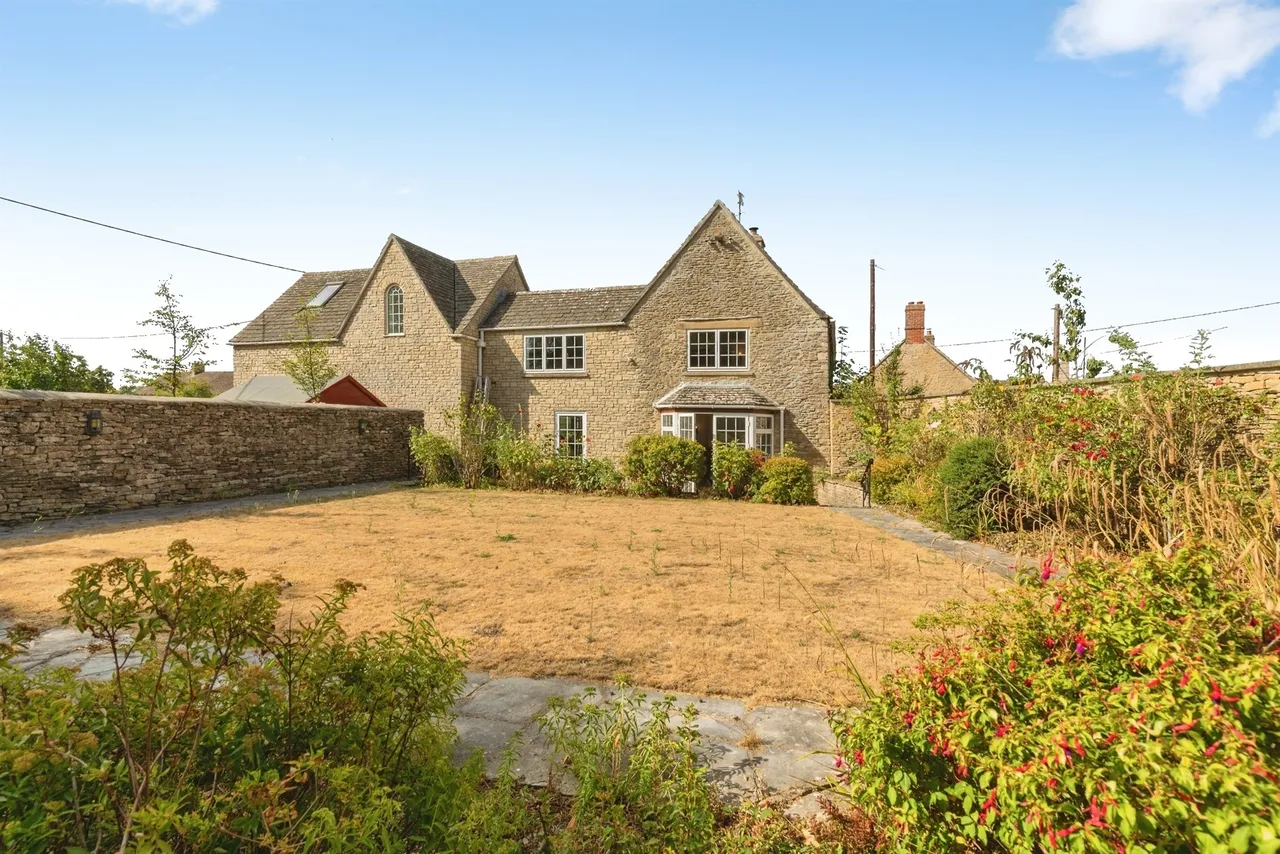 4 bed house for sale, Kington St. Michael, Chippenham, SN14