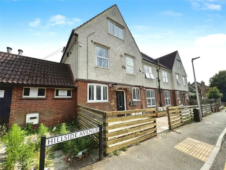 Hillside Avenue, Strood, Kent, ME2, photo 11