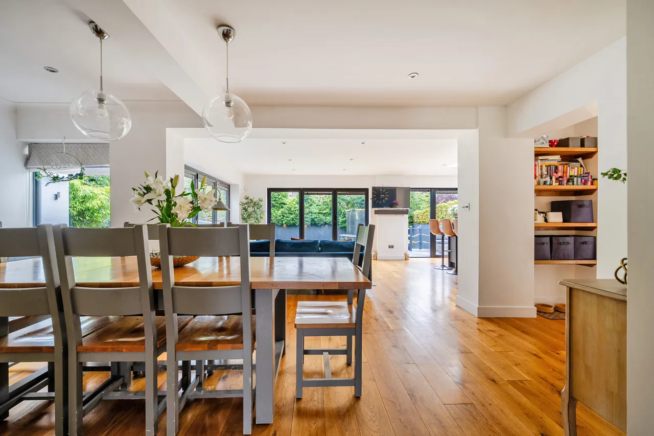 Salisbury Road, Marlborough, SN8, photo 11