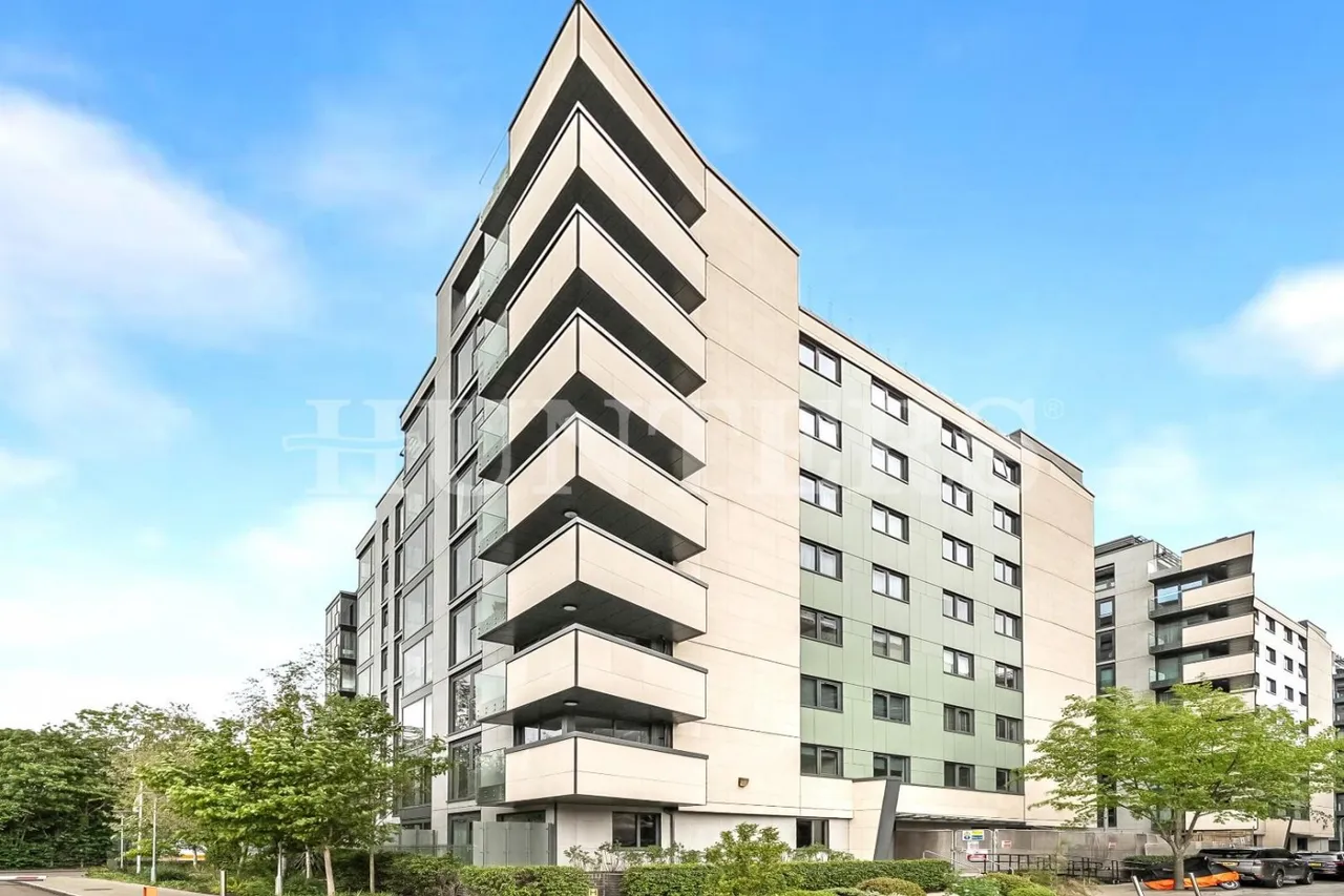 Lapwing Heights, London, N17, photo 5