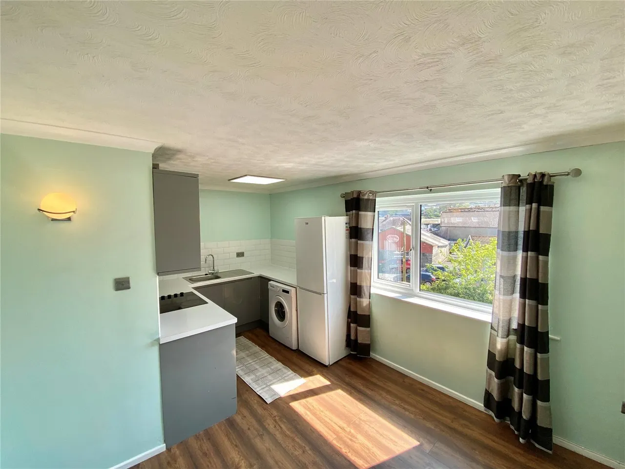 1 bed flat for sale, Priory Court, Cardigan, SA43