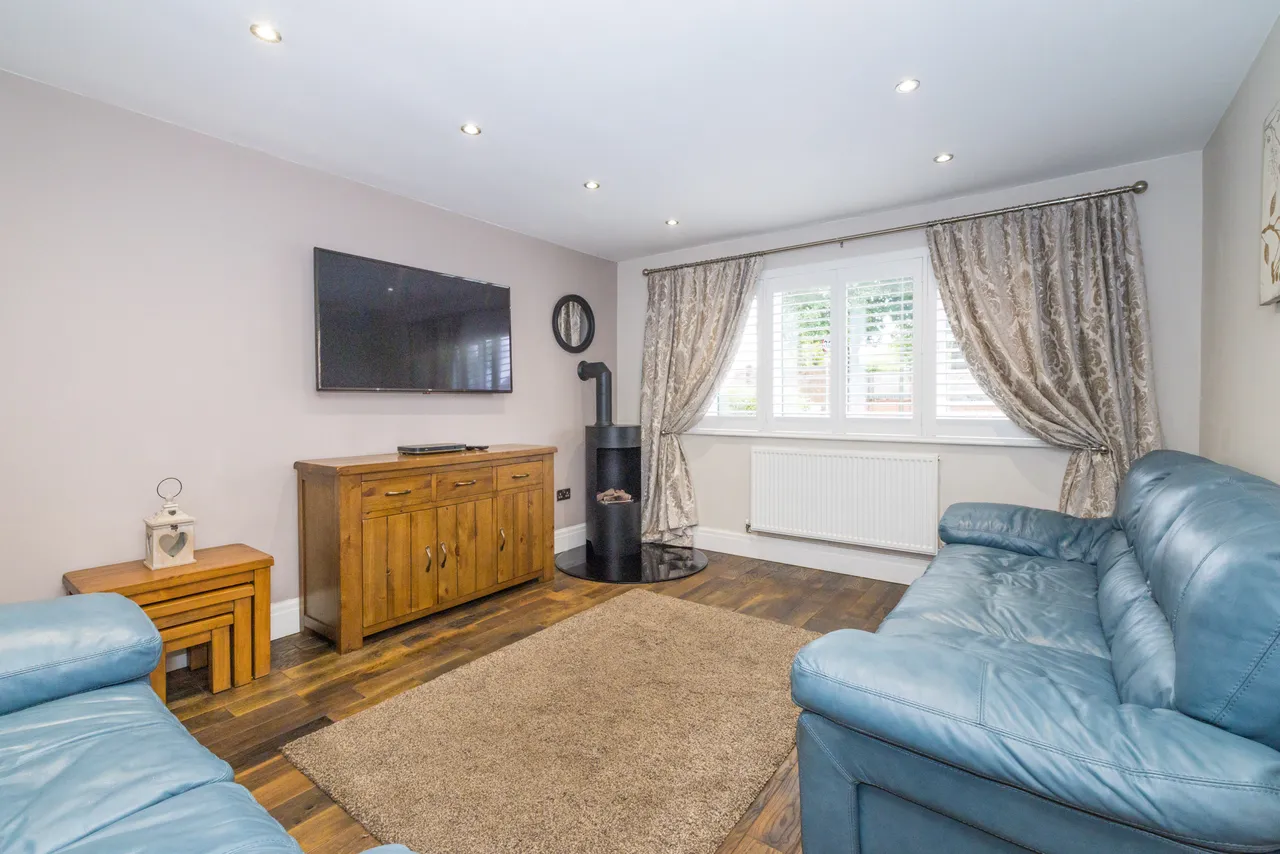 Satinwood Close, Ashton-In-Makerfield, WN4, photo 11
