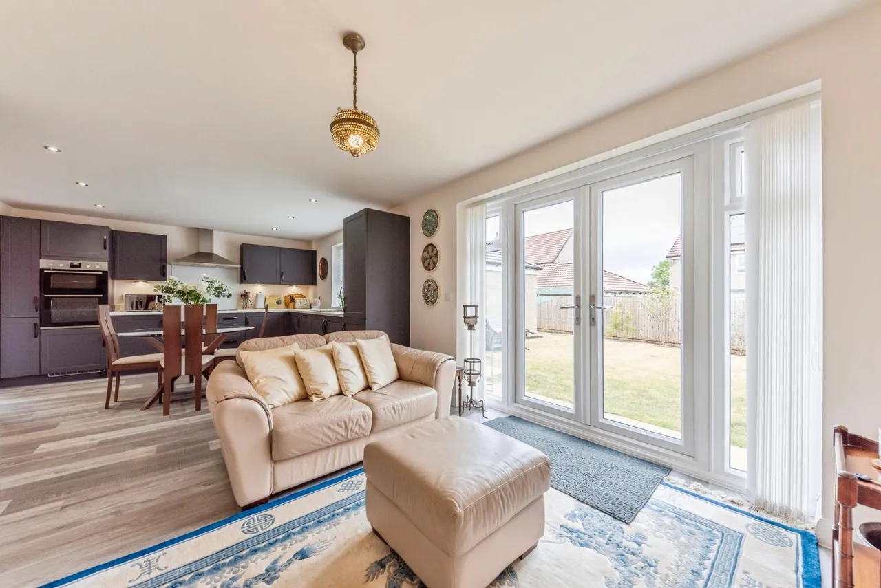 James Ancaster Avenue, Corby Glen, NG33, photo 2