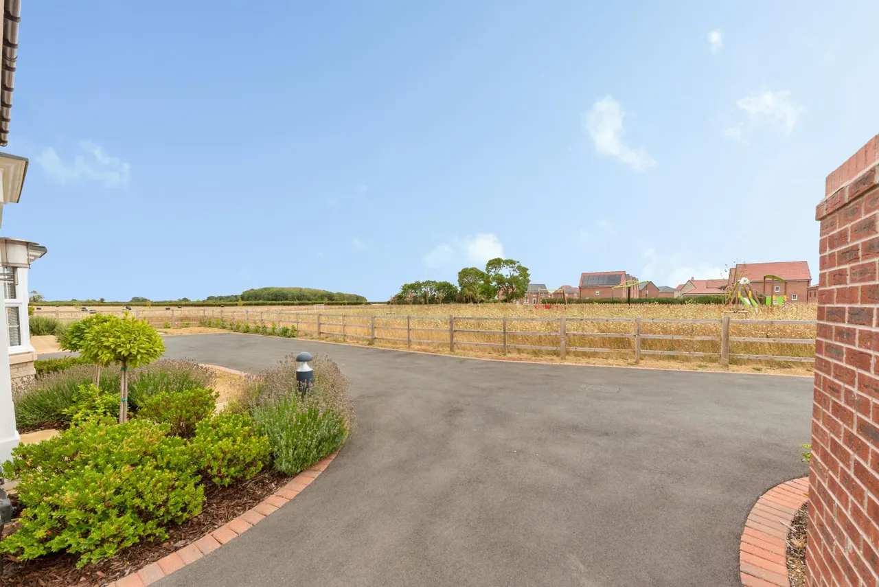James Ancaster Avenue, Corby Glen, NG33, photo 16