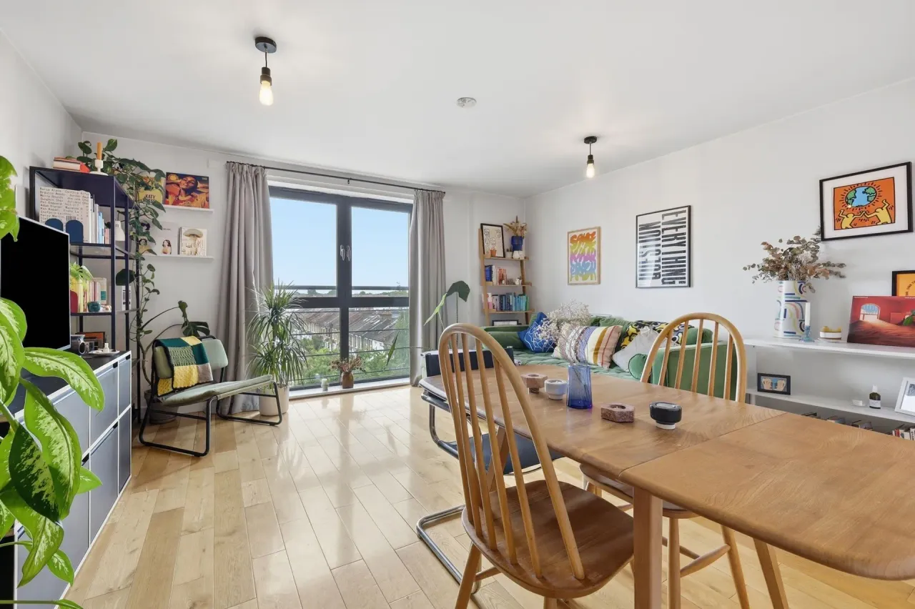 Brisbane Road, Kitchen Court, Leyton, E10, photo 5