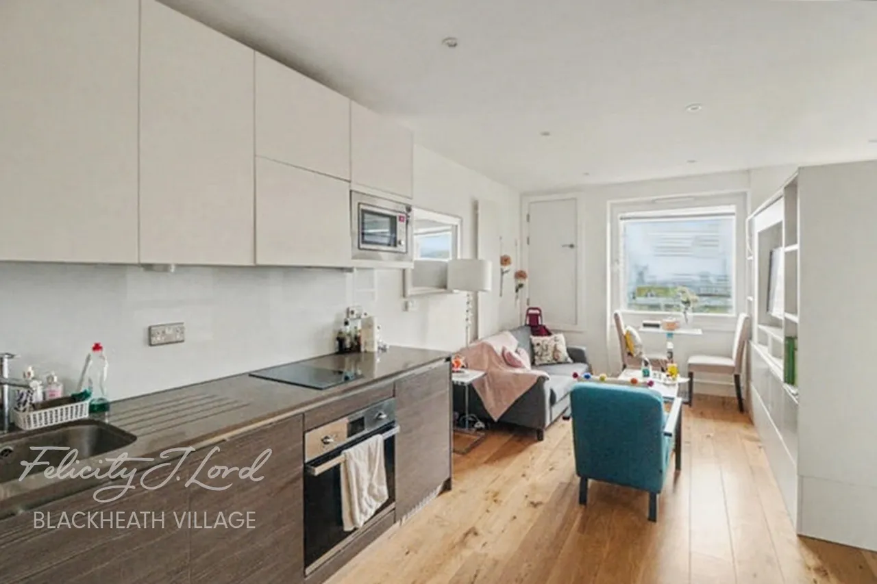 1 bed flat to rent, Riverdale House, SE13