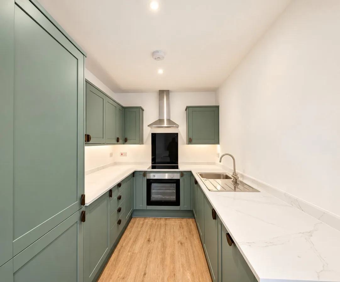 Selsdon Road, London, CR2, photo 2