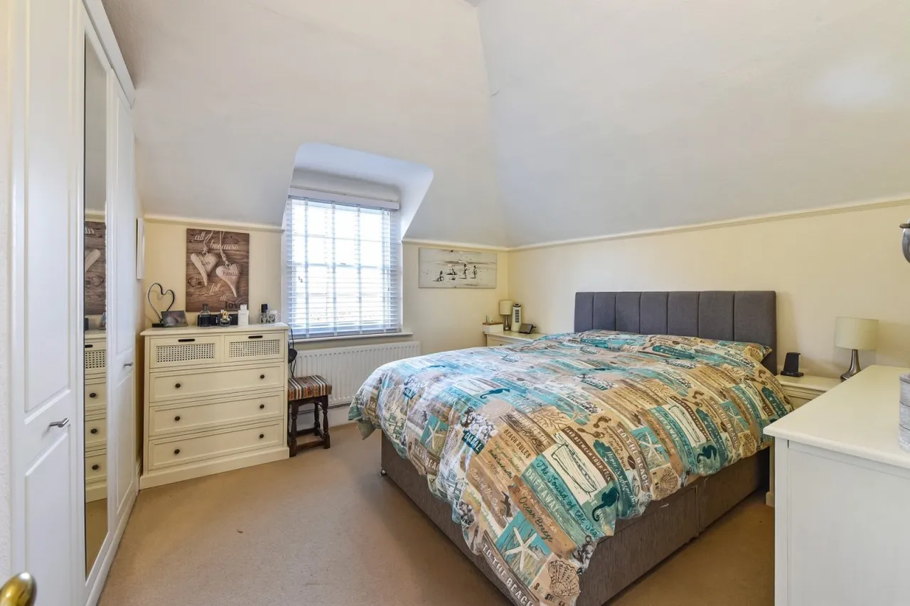 Lyndhurst, SO43, photo 9