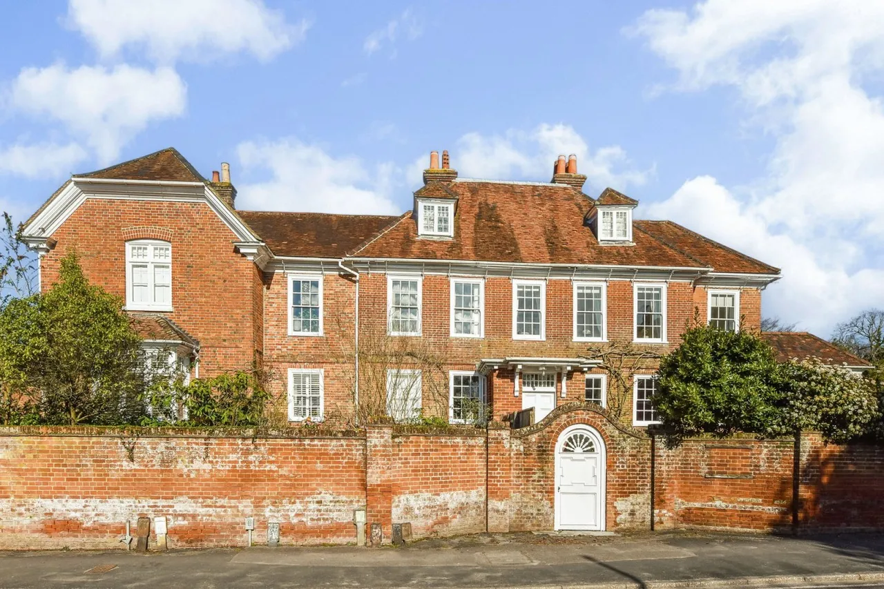 3 bed flat for sale, Lyndhurst, SO43