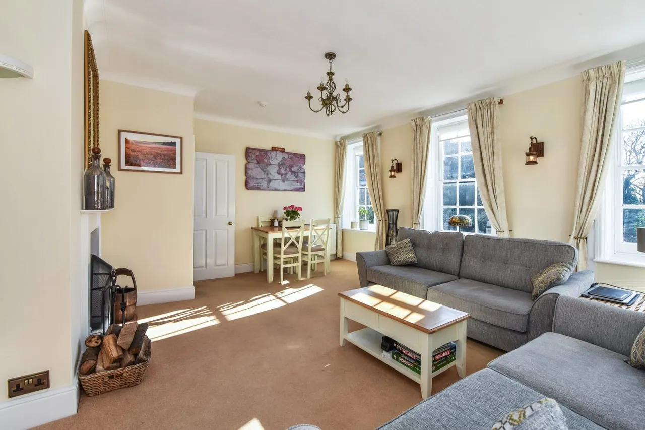 Lyndhurst, SO43, photo 5