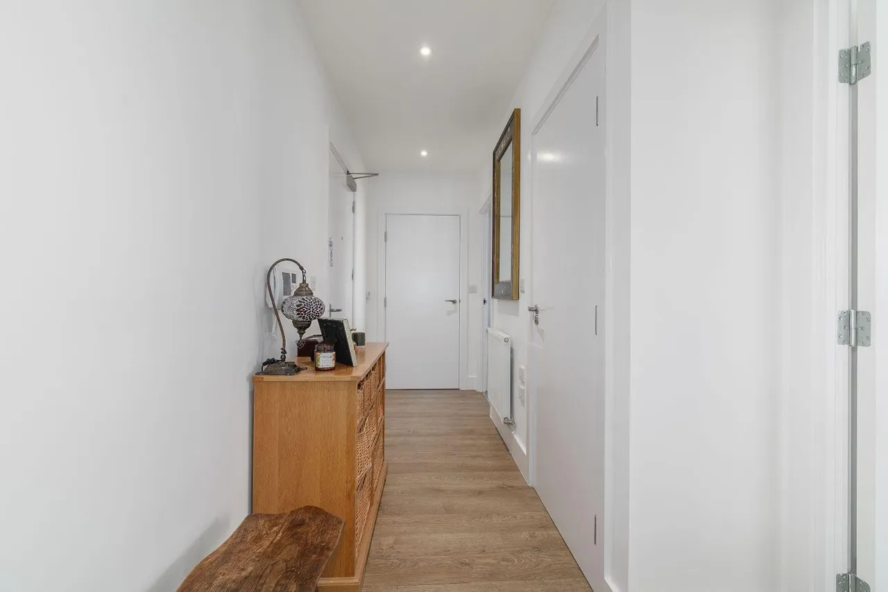 Bramble Path, London, E3, photo 12