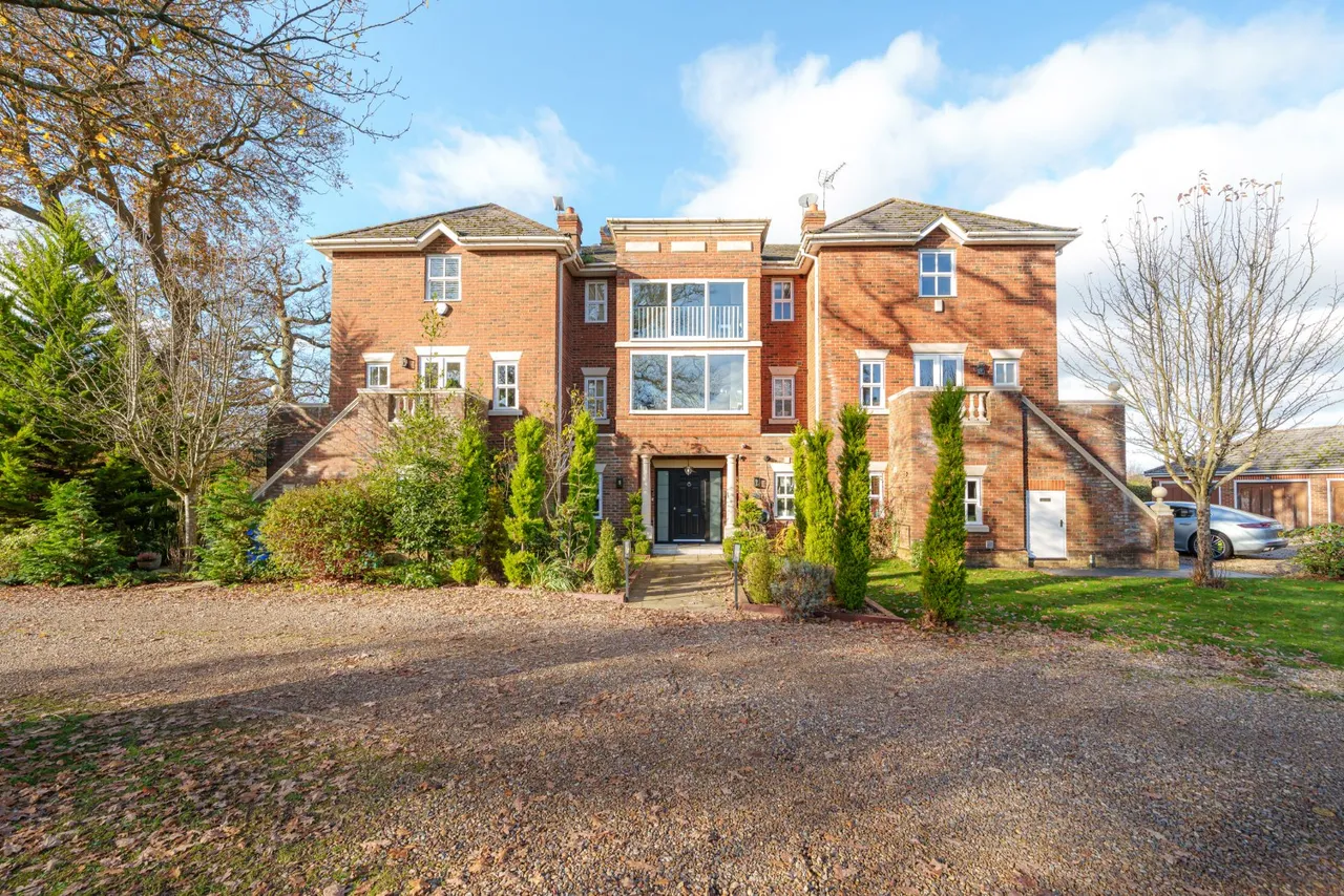 3 bed laurel court, denham road, iver,sl0 for sale, Denham Road, Iver, SL0