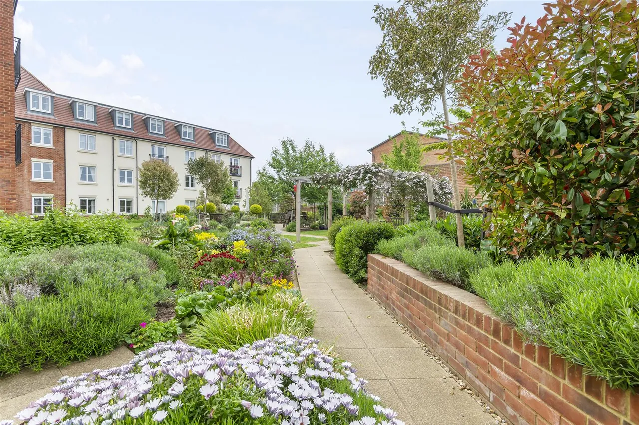 King Edward Avenue, Dartford, DA1, photo 11