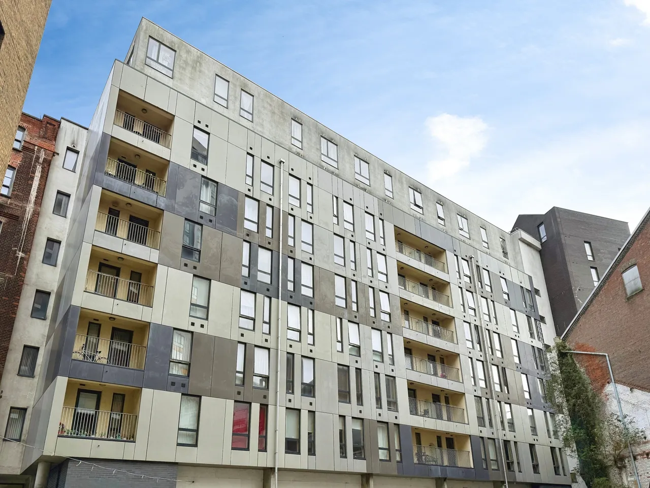 2 bed flat to rent, College Street, Ipswich, IP4