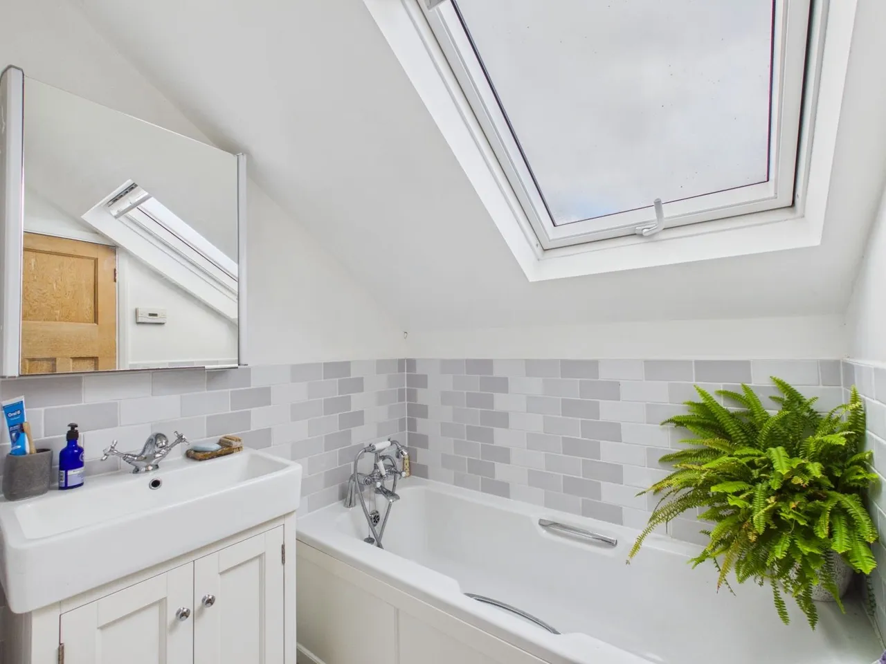 Slades Hill, Templecombe, BA8, photo 25