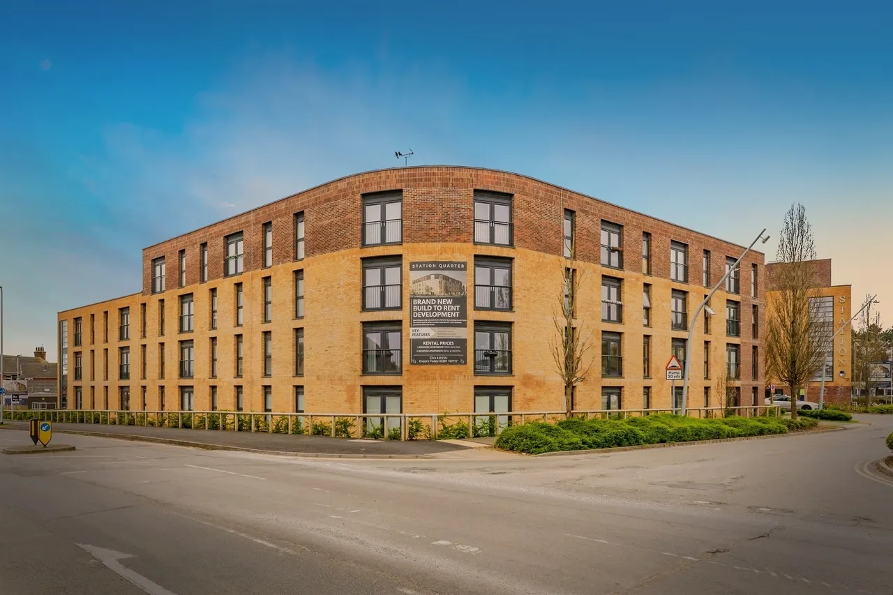 2 bed flat for sale, Station Road, Corby, NN17
