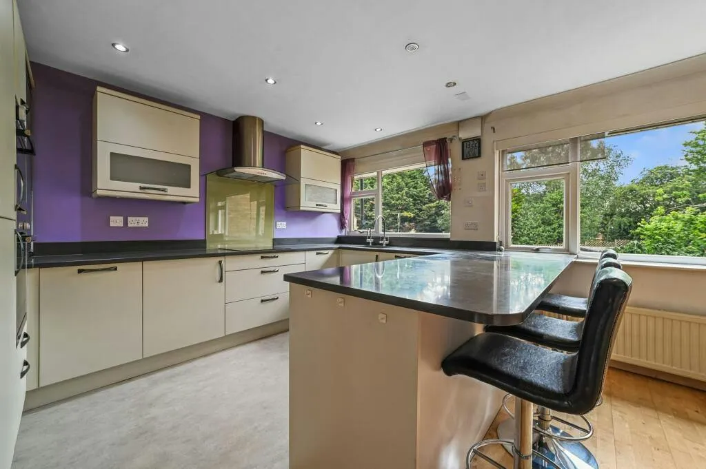 Chapel Court, Billericay, CM12, photo 2