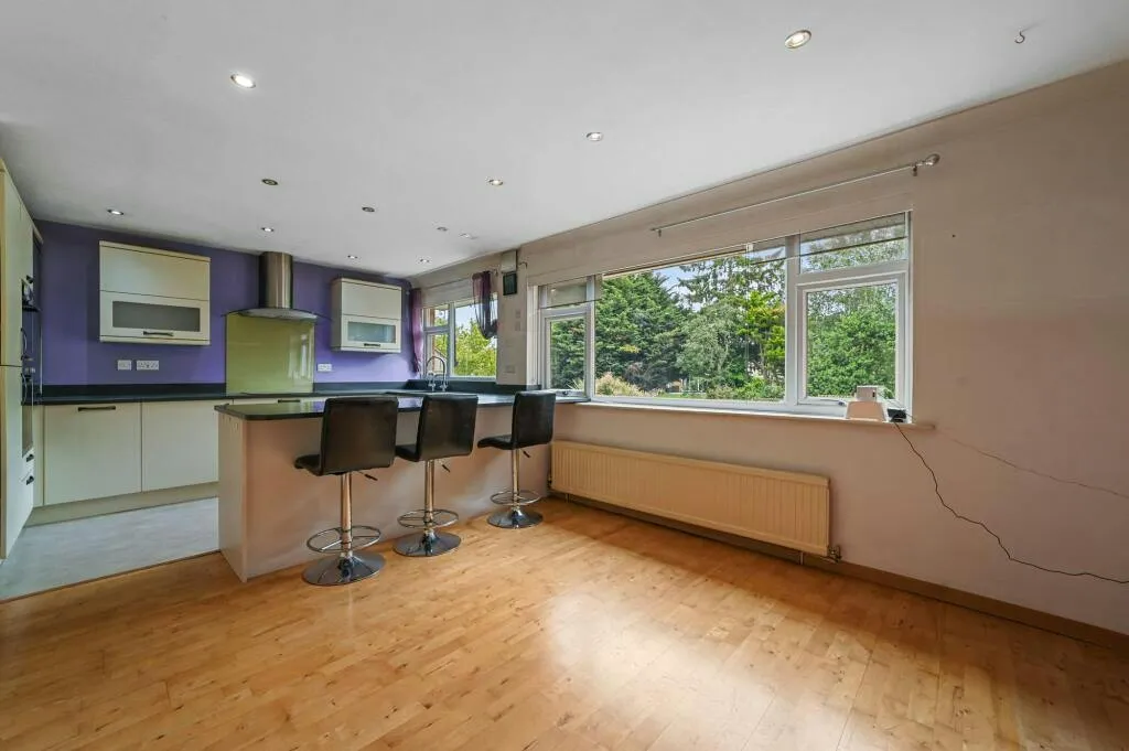 Chapel Court, Billericay, CM12, photo 6