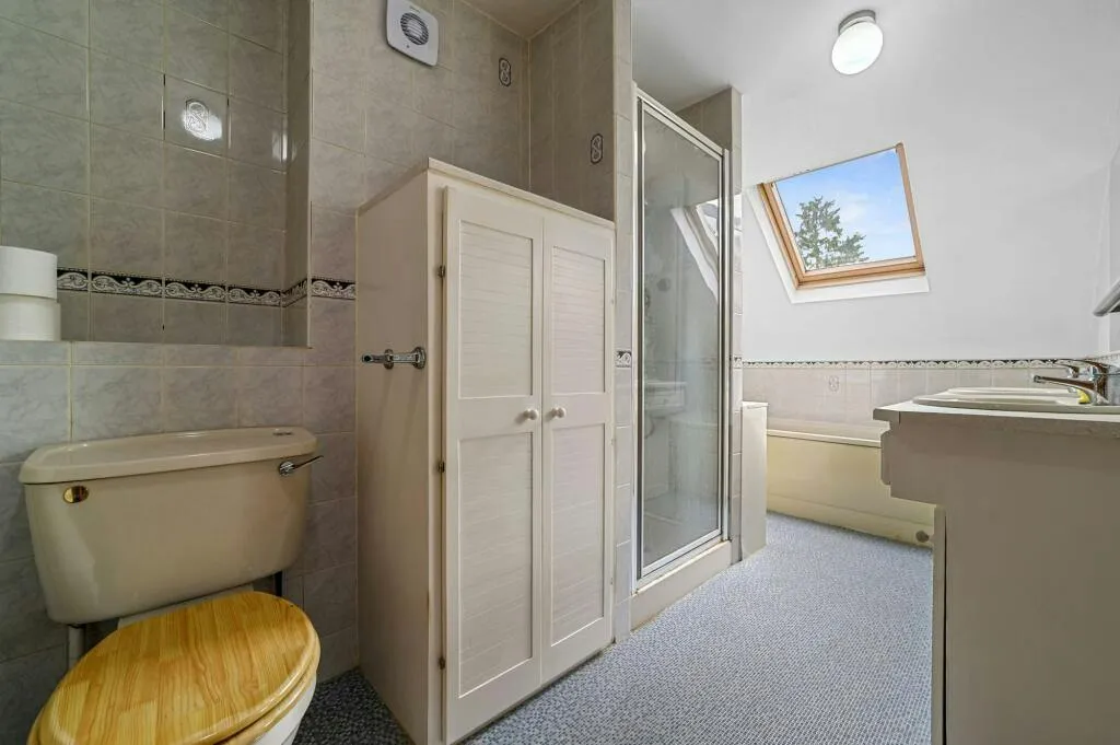 Chapel Court, Billericay, CM12, photo 11