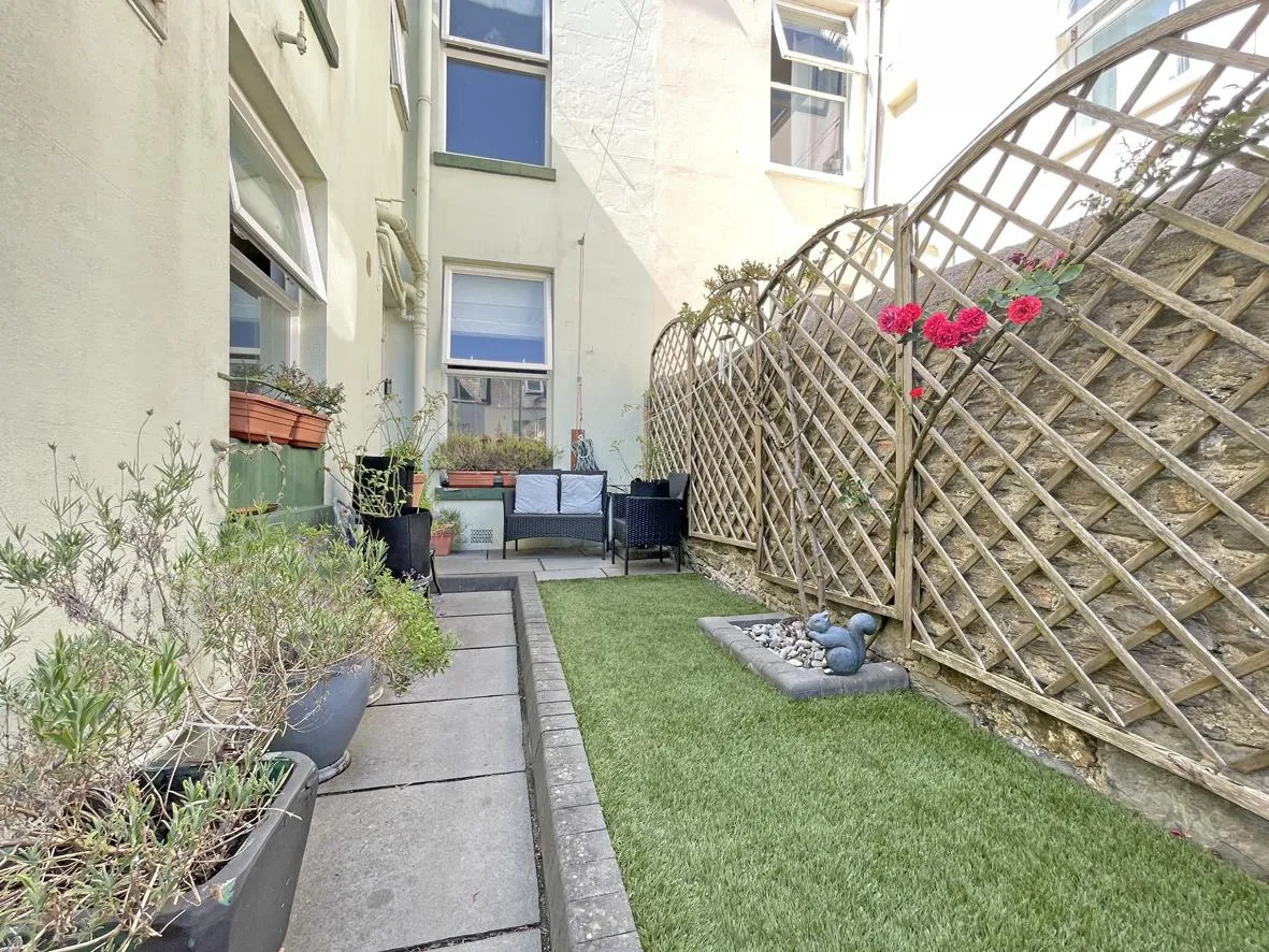 Lipson Road, Lipson, PL4, photo 23