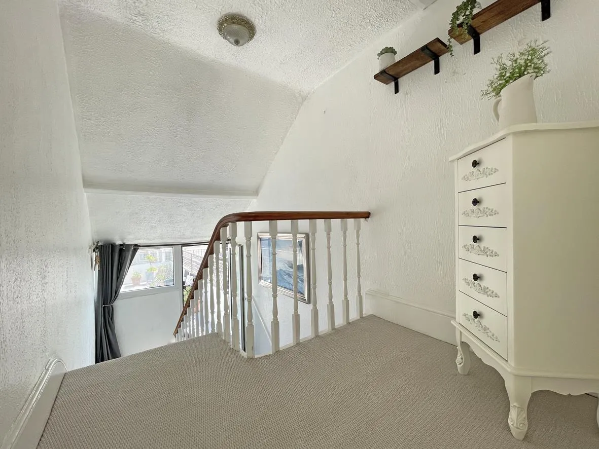 Lipson Road, Lipson, PL4, photo 17
