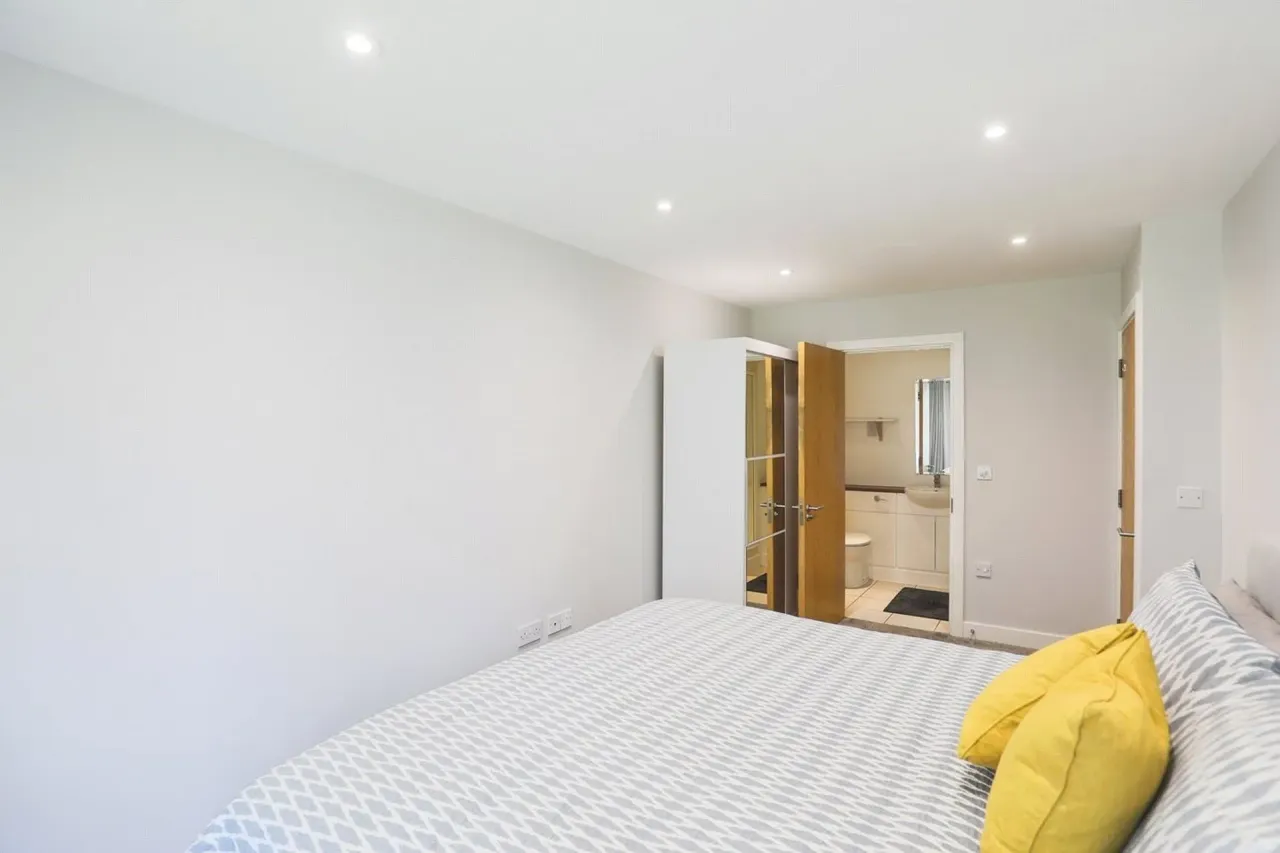 Meath Crescent, Leamore Court, E2, photo 6