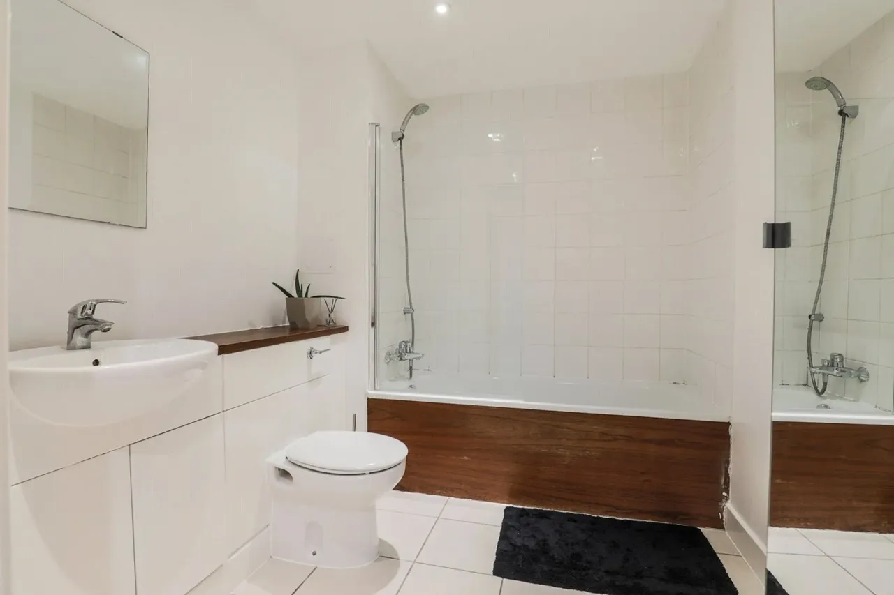 Meath Crescent, Leamore Court, E2, photo 7