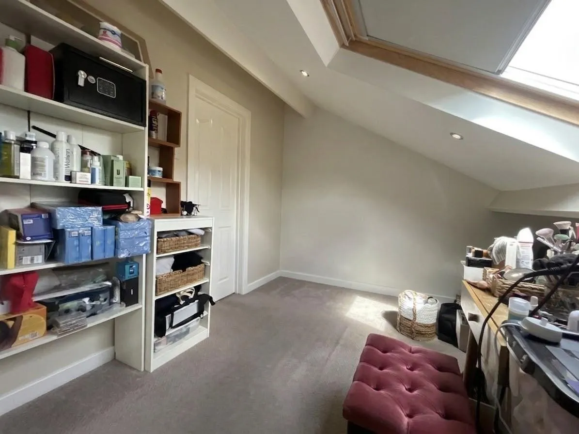 Willowdale Avenue, Heald Green, photo 10
