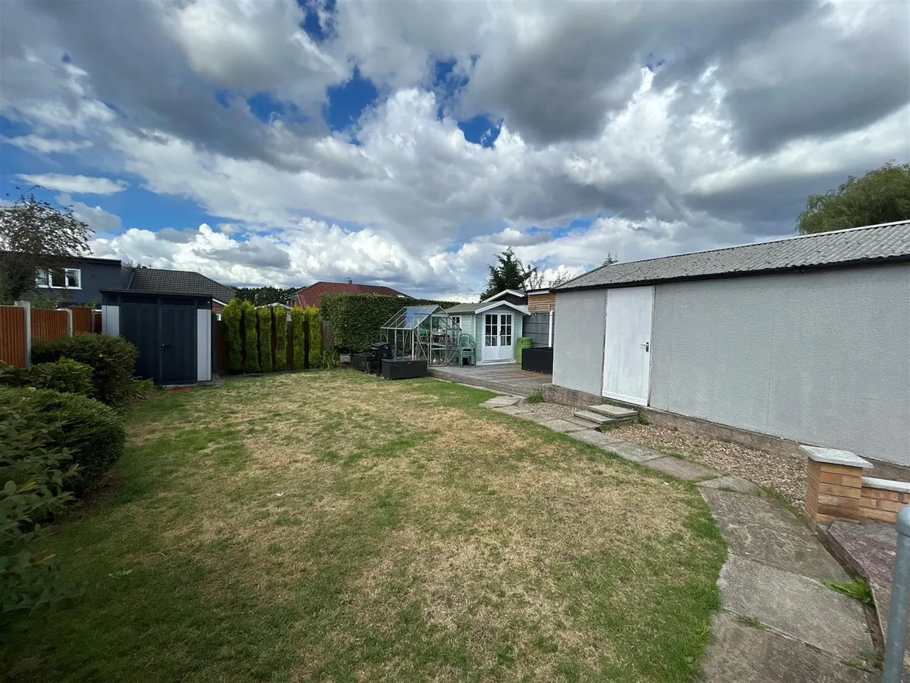 Willowdale Avenue, Heald Green, photo 16